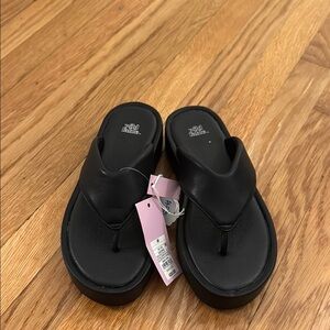 Black Platform Flip Flops